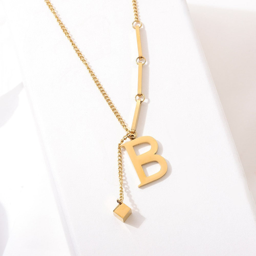 Collar Letra