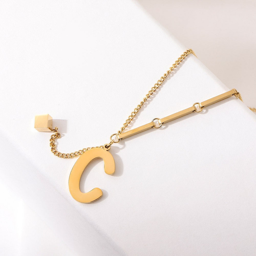 Collar Letra