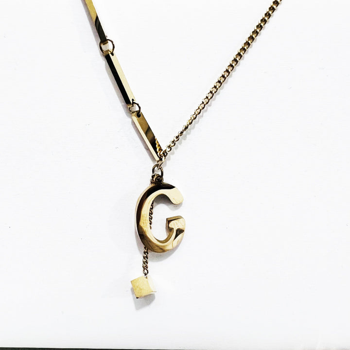 Collar Letra