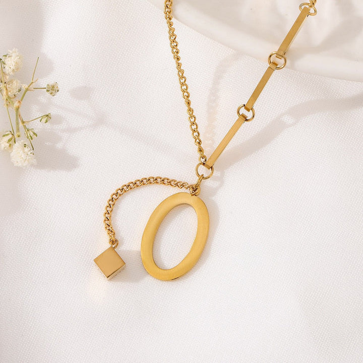 Collar Letra