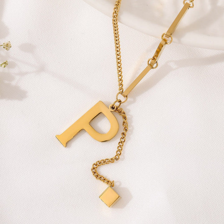 Collar Letra