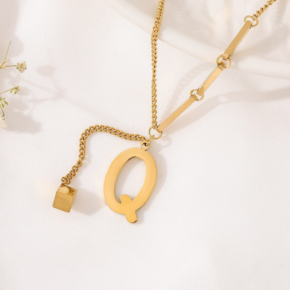 Collar Letra