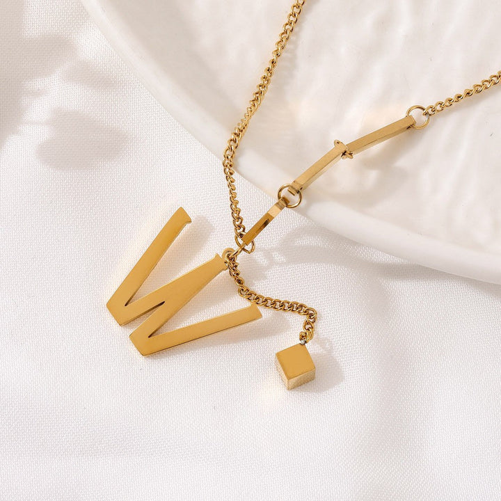 Collar Letra